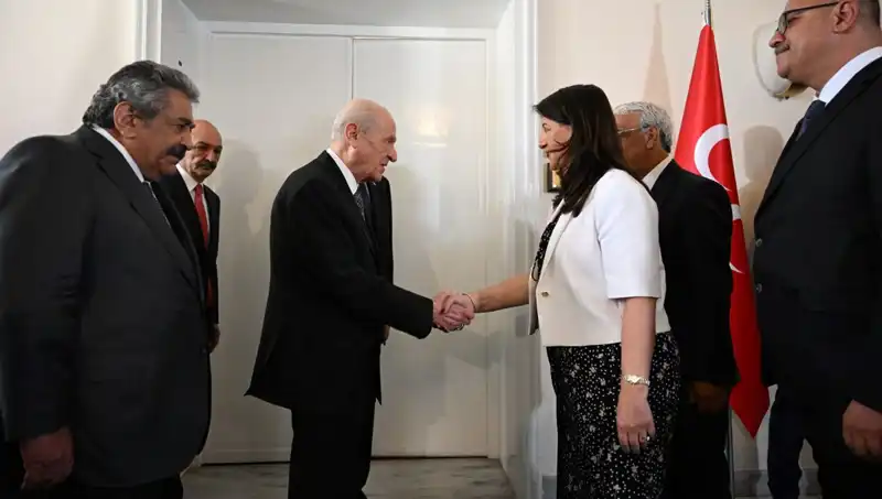 Devlet Bahçeli, DEM Parti Heyetiyle Kritik Görüşme Gerçekleştirdi!