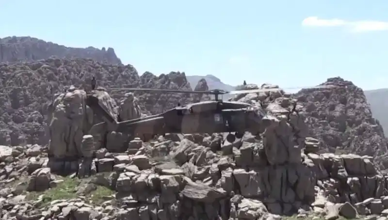 PKK'nın Silah Bırakma Süreci: Tarihi Adımda Neler Olacak?