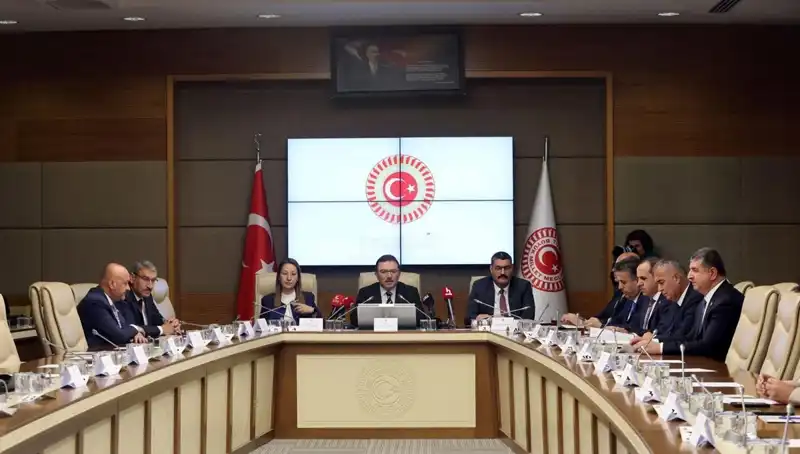 Meclis, Kartalkaya Yangın Faciasını Araştırıyor: Vali'nin Sözleri Gündem Oldu