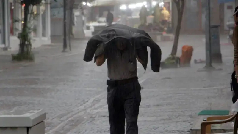 25 İlde Sarı Kodlu Uyarı: Kuvvetli Sağanak Yağış Bekleniyor!