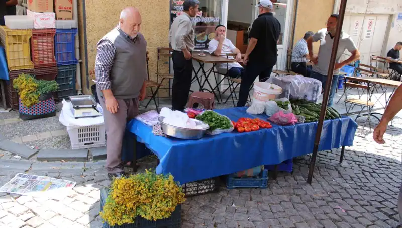 Dağların Şifalı Bitkisi: Doğadan Gelen Mucize 30 TL’ye Satılıyor!