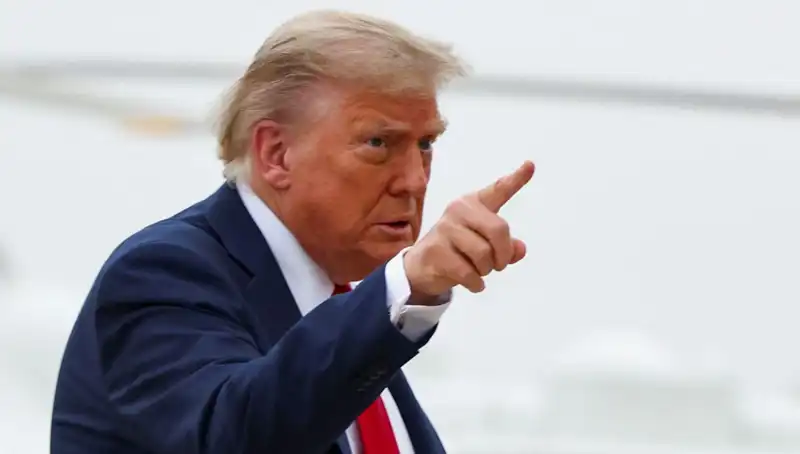 Trump Yönetimi'nden 36 Ülkeye Seyahat Yasağı Uygulaması Geliyor!
