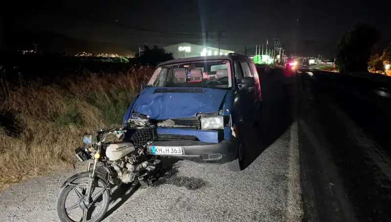 Söke’de Minibüs Motosiklete Çarptı: Kahreden Kaza ve Yaralılar