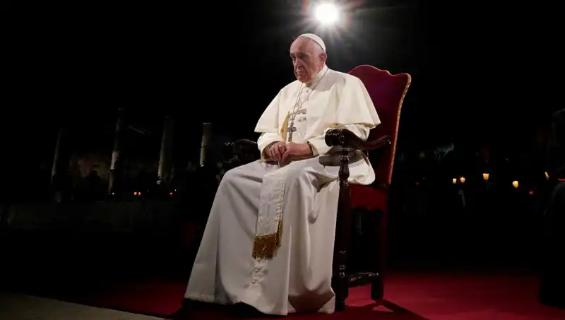 Papa Francis'in Vefatı: Dünya Genelinden Gelen İlk Tepkiler ve Anma Törenleri