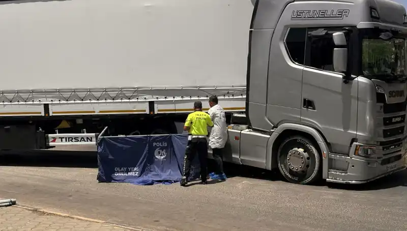 Gaziantep'te TIR Kazası: İki Hayat Kaybı, Yolda Şok Etkisi