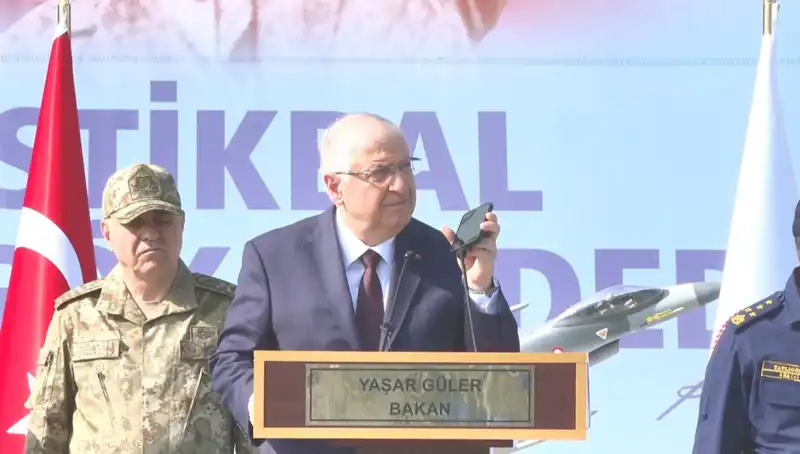 Cumhurbaşkanı Erdoğan'dan Mehmetçik'e Bayram Mesajı: Tüm Ülke Onlarla Gurur Duyuyor