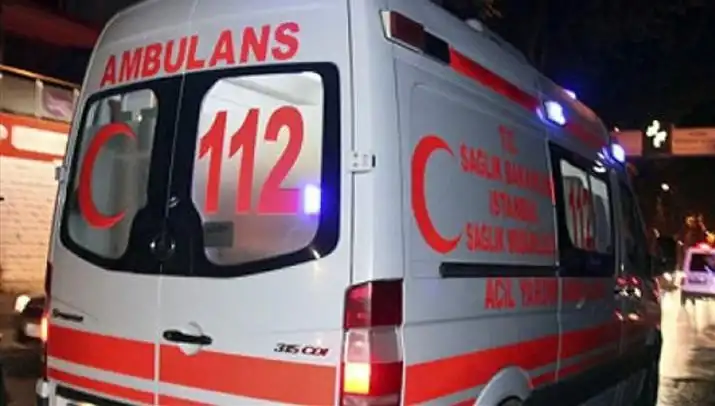 Afyonkarahisar'da Devrilen Otomobil Kazası: 1 Kişi Hayatını Kaybetti, 3 Yaralı