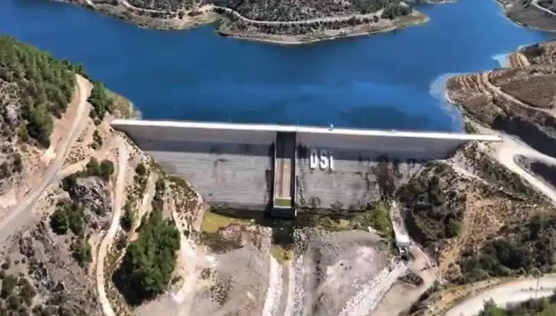 Çeşme’de Su Kesintileri Sonunda Bitiyor: Yeni Proje Duyuruldu!