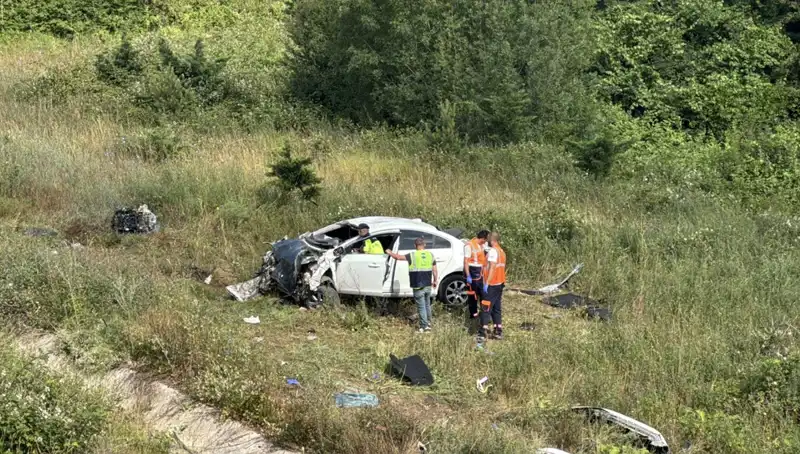 Kuzey Marmara Otoyolu'nda Feci Kaza: Şarampole Devreden Araçta Panik Anları