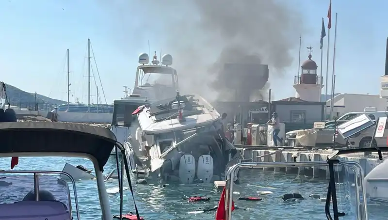 Bodrum'da Tekne Patlaması: Tatilciler Panik İçinde Yaralılar Hastaneye Kaldırıldı