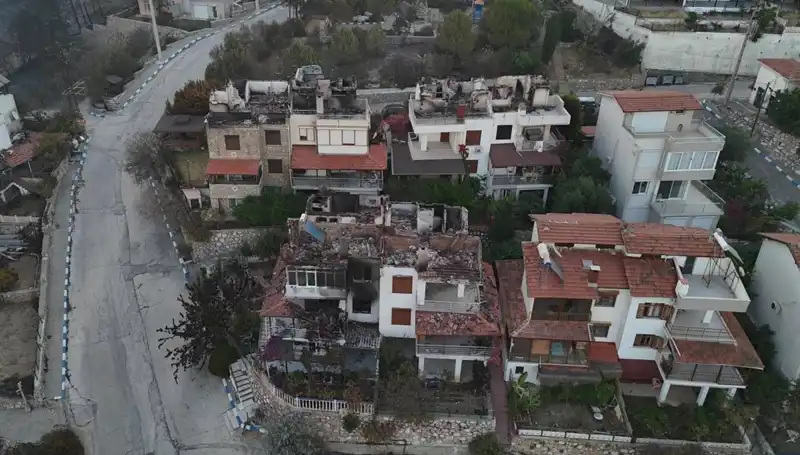 Orman Yangınları Türkiye'yi Serinletirken Evler Kül Oluyor