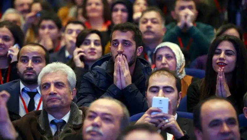 2025 Yılında 15 Bin Sözleşmeli Öğretmen Alımının Sınav Tarihleri Açıklandı