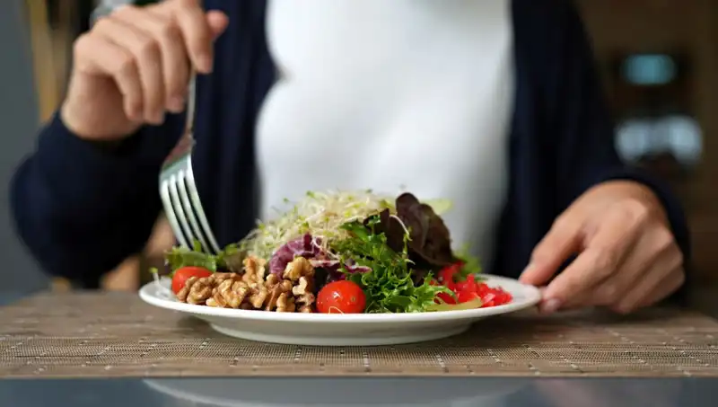 Bir Öğünde Önce Sebze Yemek: Sağlığınıza Faydalarıyla Tanışın