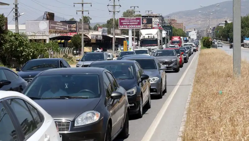 Aydın ve Muğla Arası 60 Kilometrelik Araç Kuyruğu: Neden Böyle Oldu?