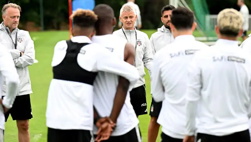 Solskjaer'den Futbolculara Sert Eleştiriler: Takım İçin Neler Oluyor?