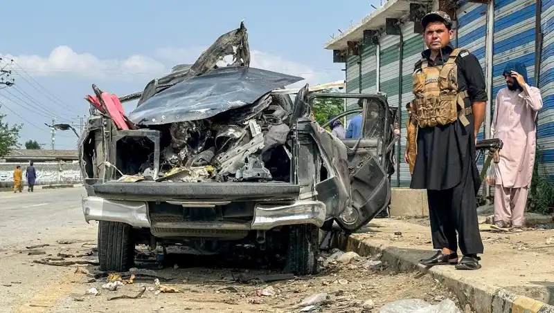 Pakistan’da Canlı Bomba Saldırısı: Hedefte Hükümet Yetkilileri ve Polis