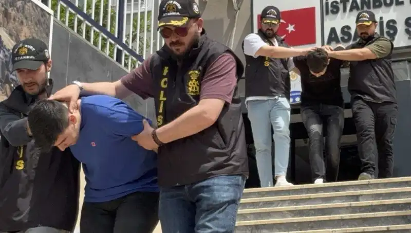 Üsküdar'da Silahlı Saldırı: İki Kişi Tutuklandı ve Olayın Perde Arkası