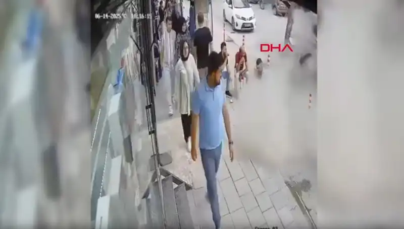 TIR Lastiği Patladı, Şehirde Korku Dolu Anlar Yaşandı